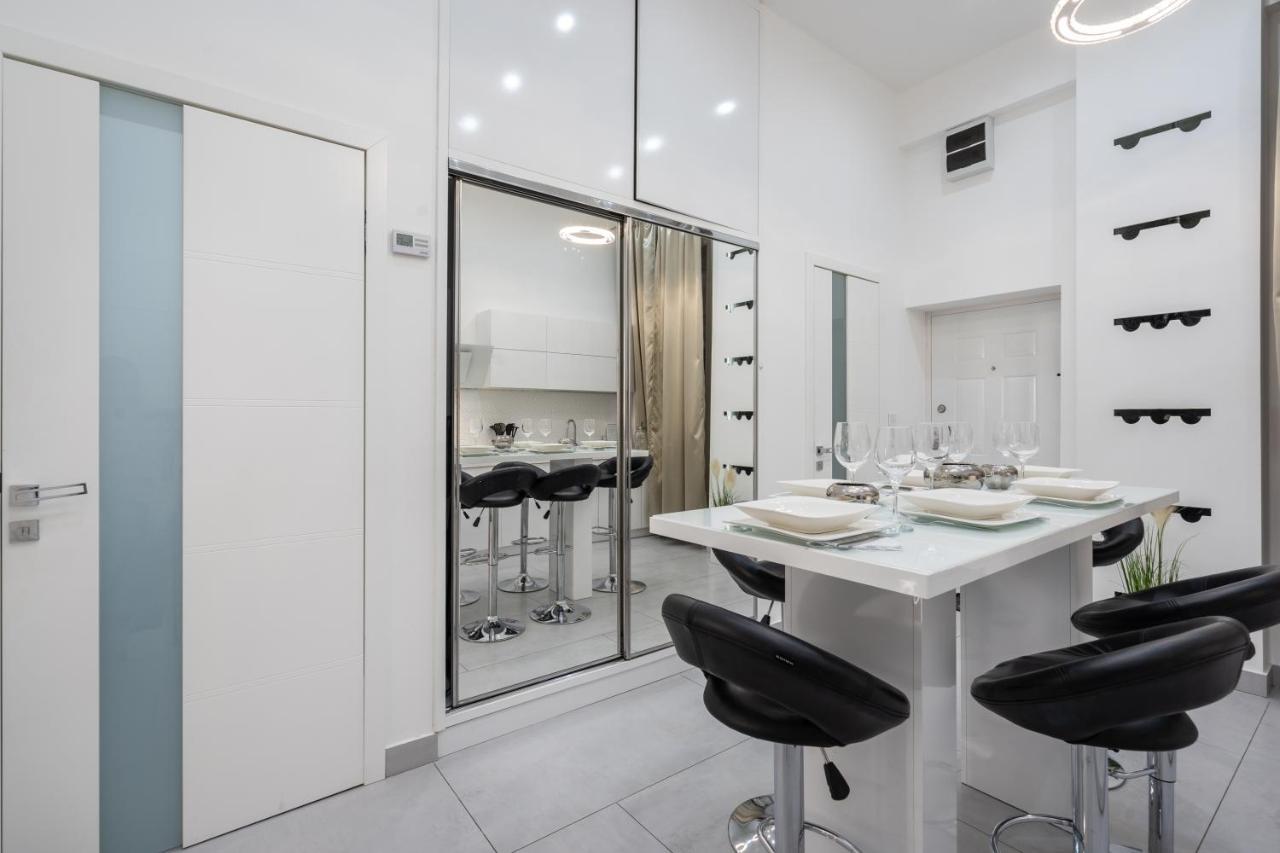 Opera Luxury Apartment With Free Parking Budapest Eksteriør bilde