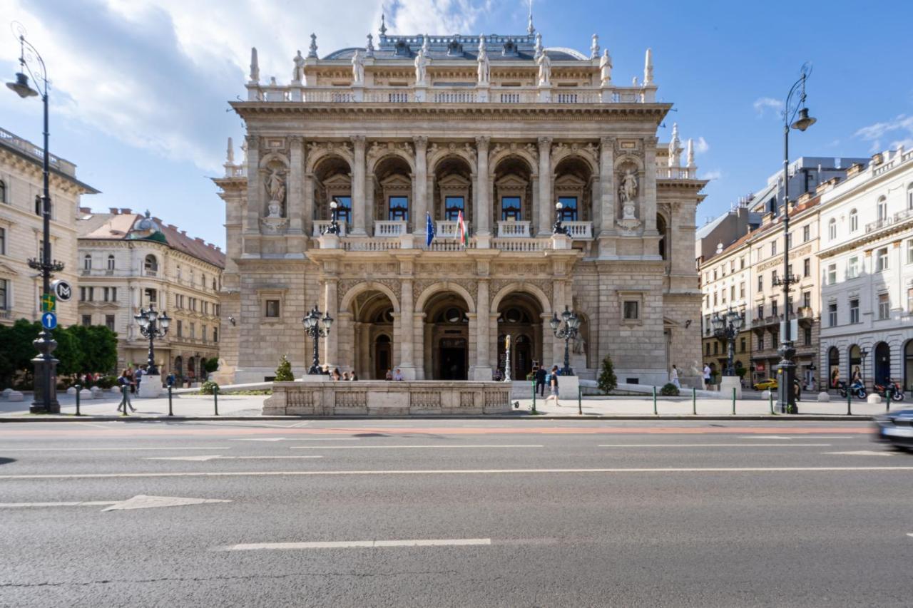 Opera Luxury Apartment With Free Parking Budapest Eksteriør bilde