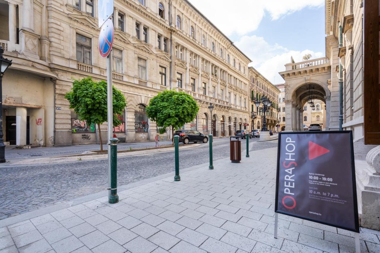 Opera Luxury Apartment With Free Parking Budapest Eksteriør bilde