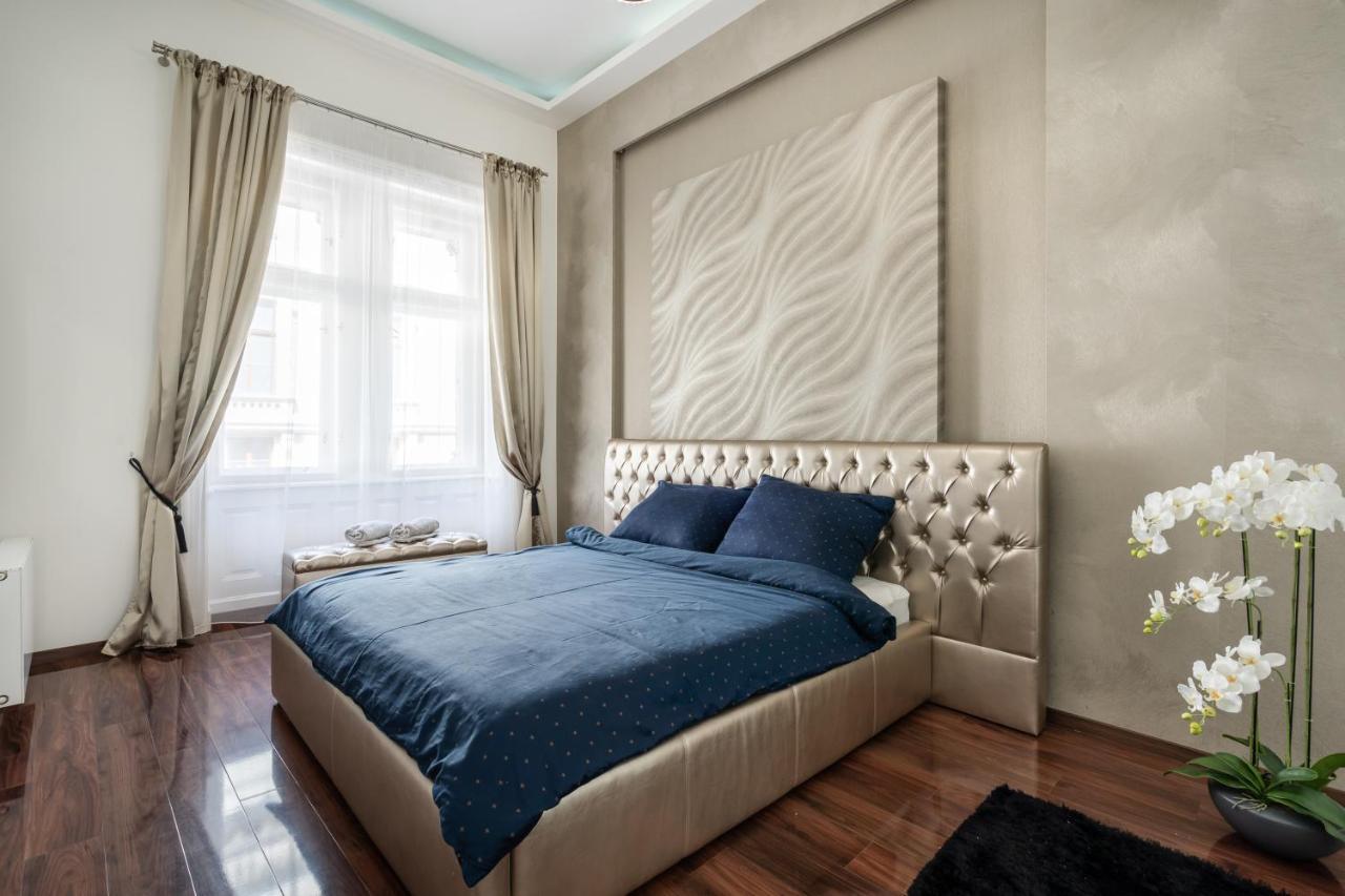 Opera Luxury Apartment With Free Parking Budapest Eksteriør bilde
