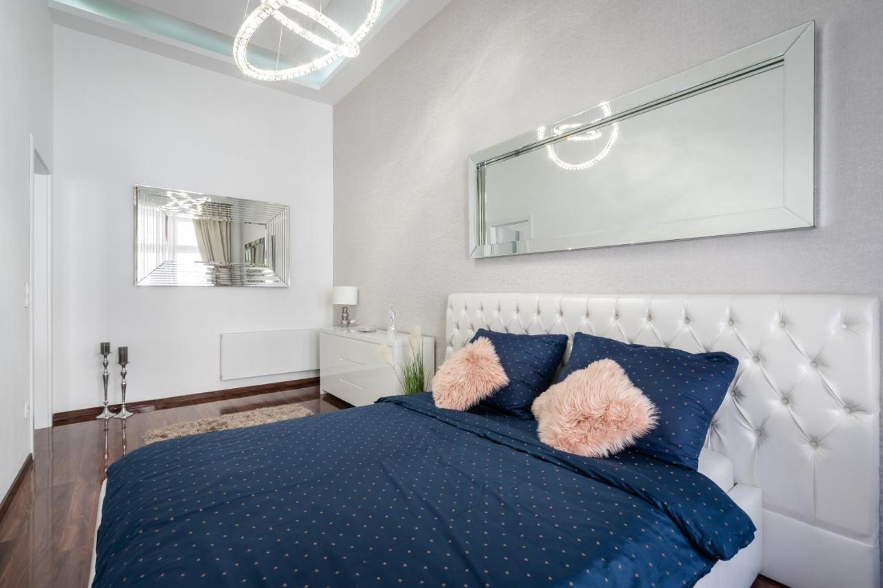 Opera Luxury Apartment With Free Parking Budapest Eksteriør bilde